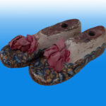 Zapatos de madera con moño rojo 2,007 6X16 Cms Mixta (2)